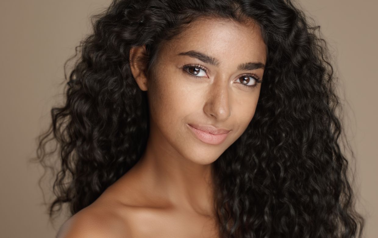 femme au teint olive (1)