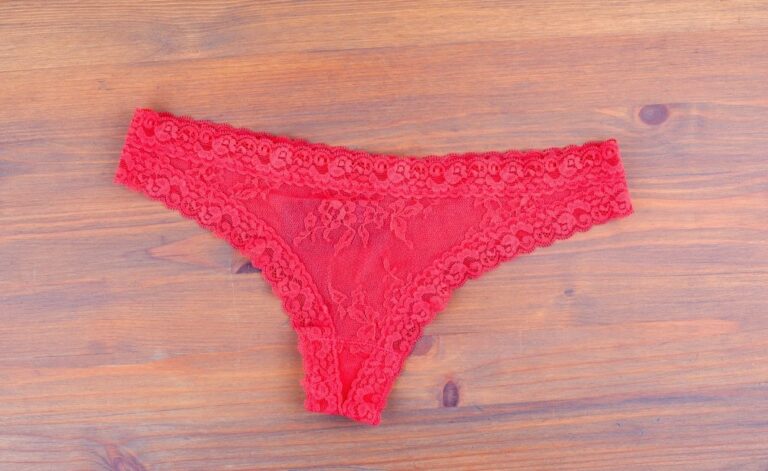 tanga string